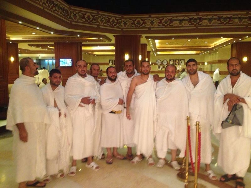 بالصور: معتمرو مدينة الرملة يصلون إلى مكة المكرّمة بسلام 